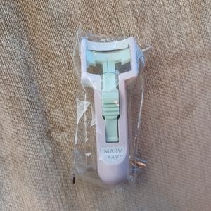 Mary Kay Pink Green Plastic Eyelash Curler New